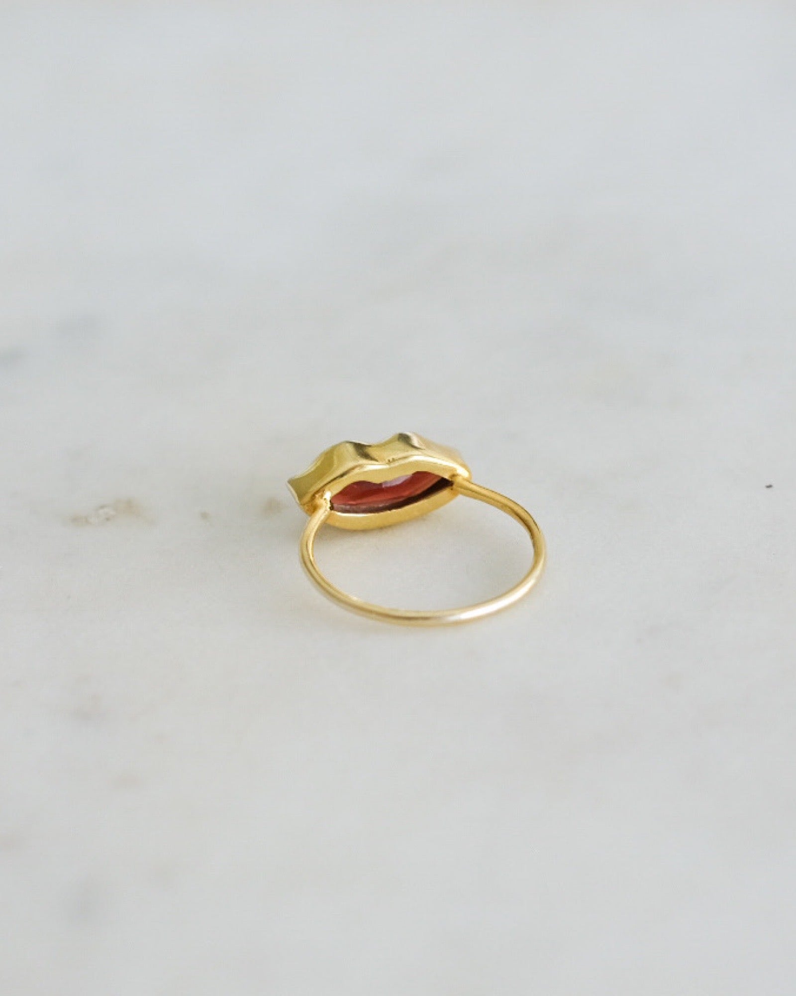 Garnet Kiss Ring