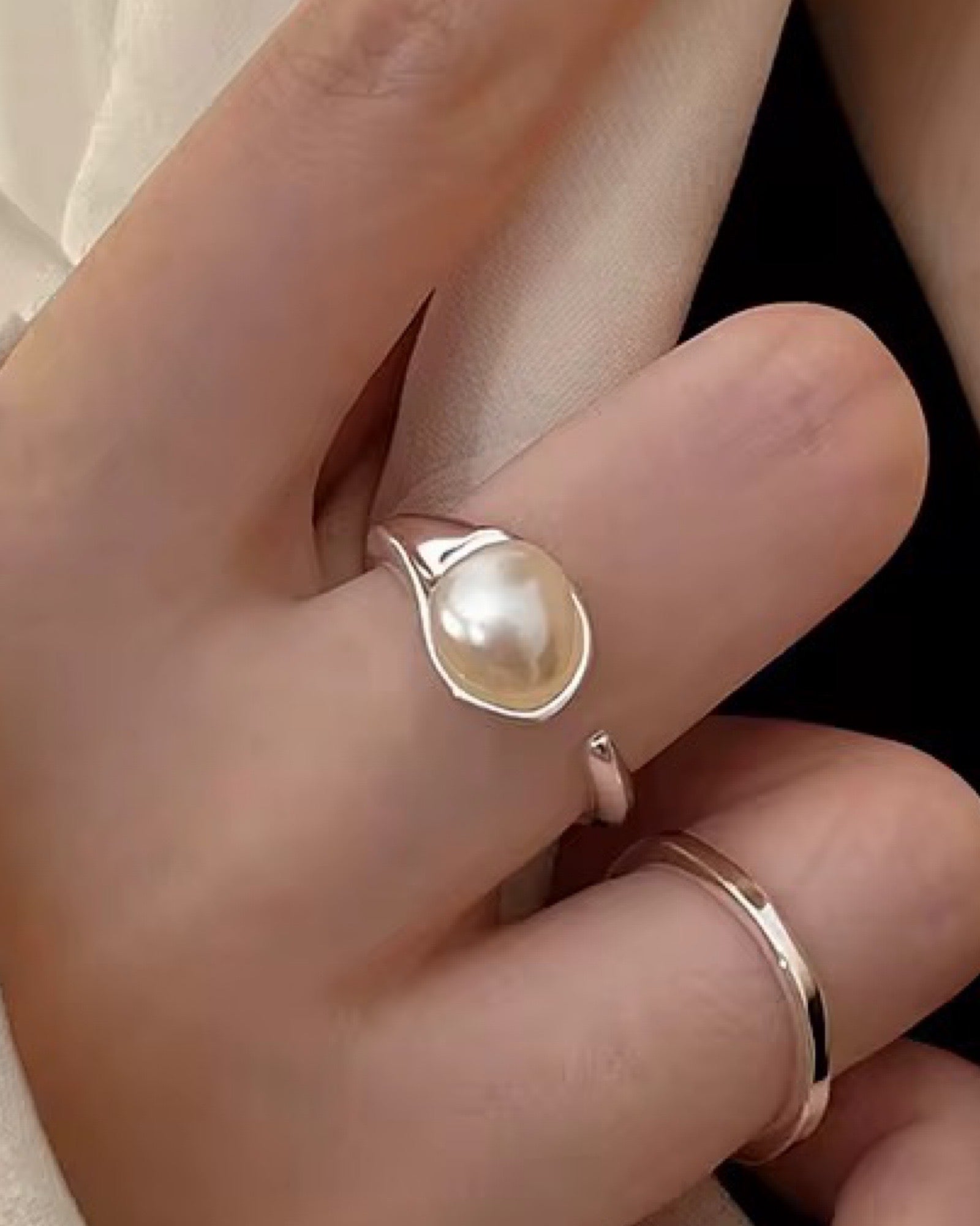 Pearl open Ring