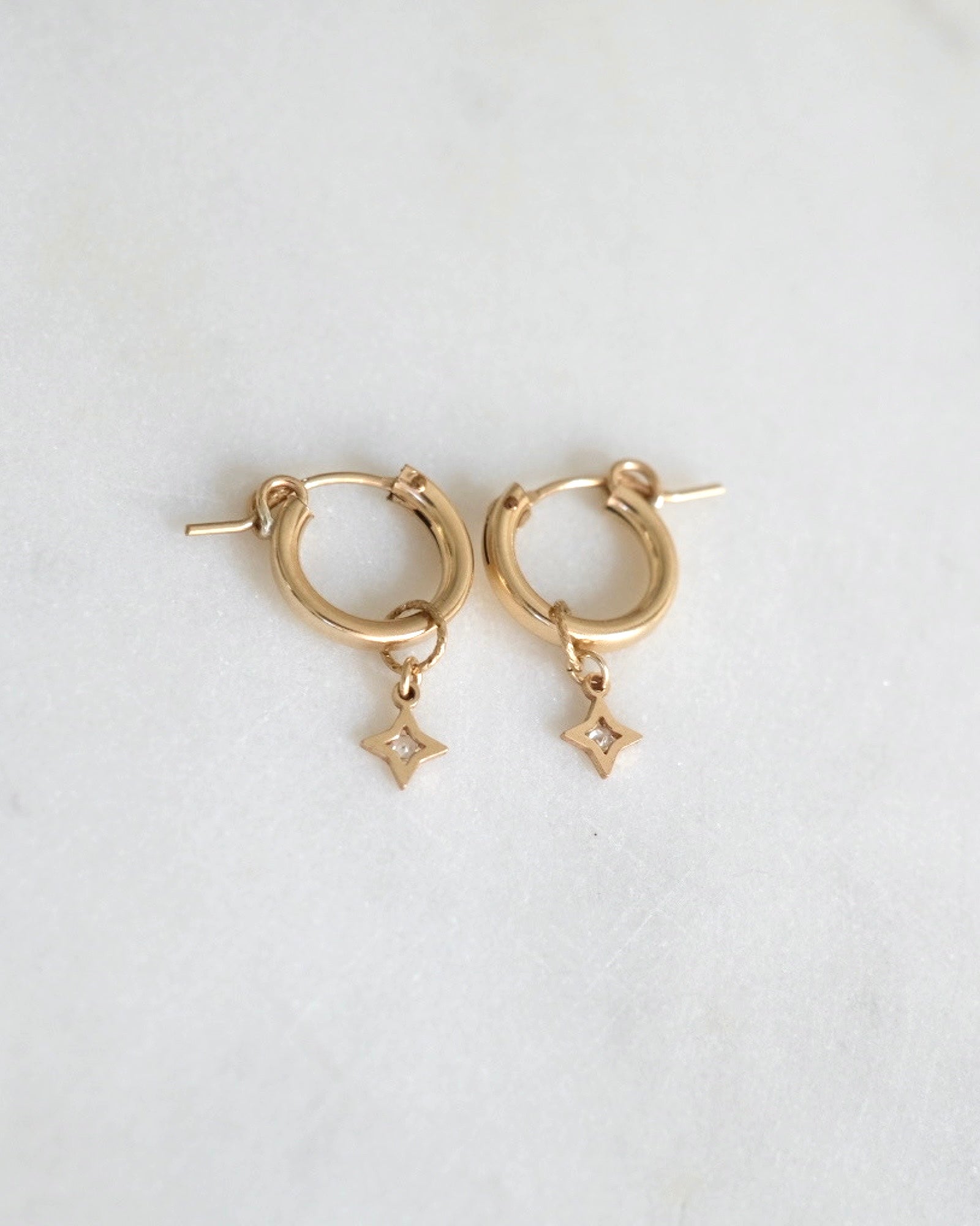 Point star Huggie Hoops ERIJEWELRY
