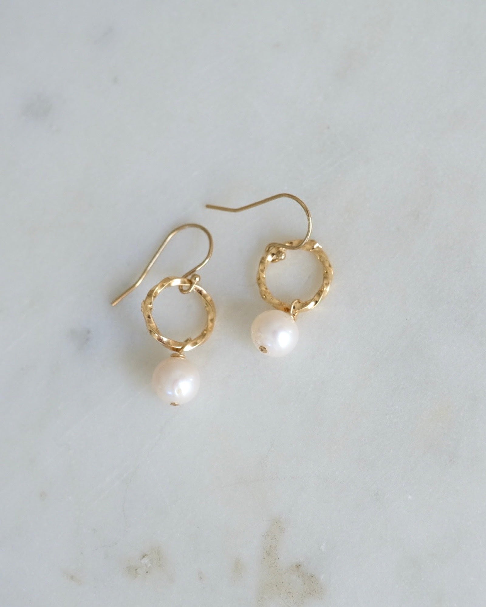 Pearl Round twist Earrings ERIJEWELRY