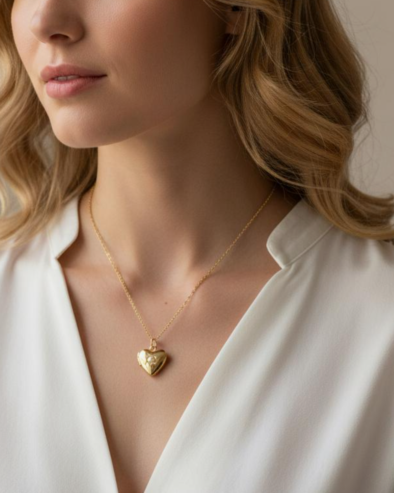 Locket small heart necklace