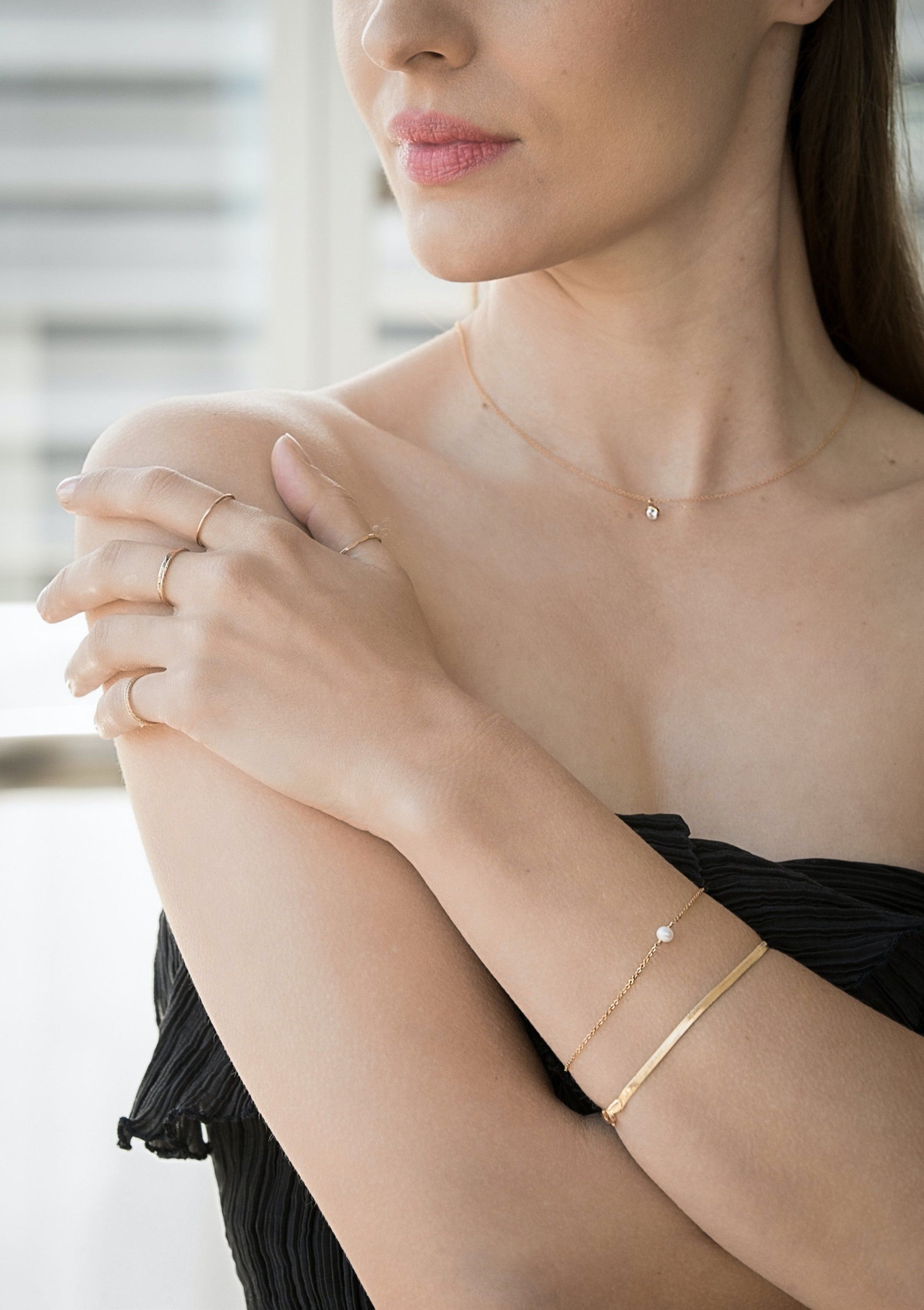 Petite Pearl Simple Bracelet ERIJEWELRY