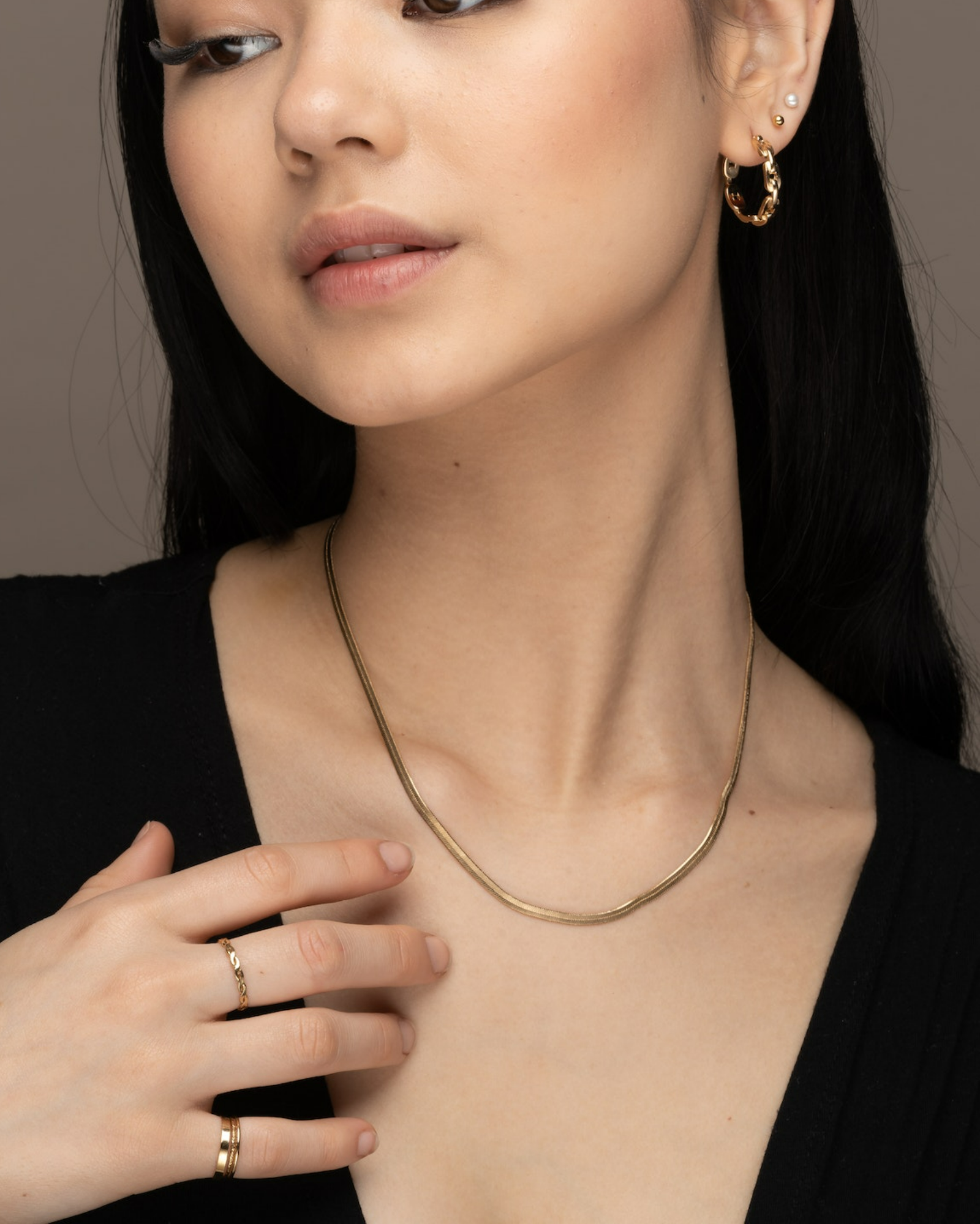 Agnes Herringbone Gold Necklace ERIJEWELRY