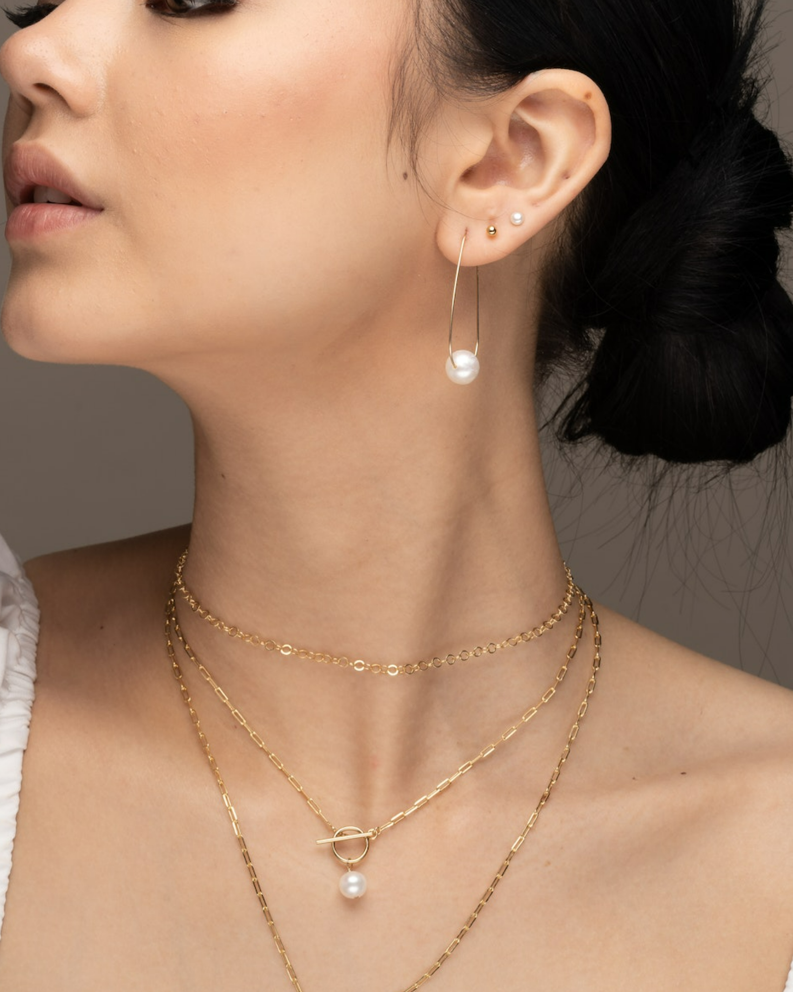 Pearl U Hoop Earrings ERIJEWELRY