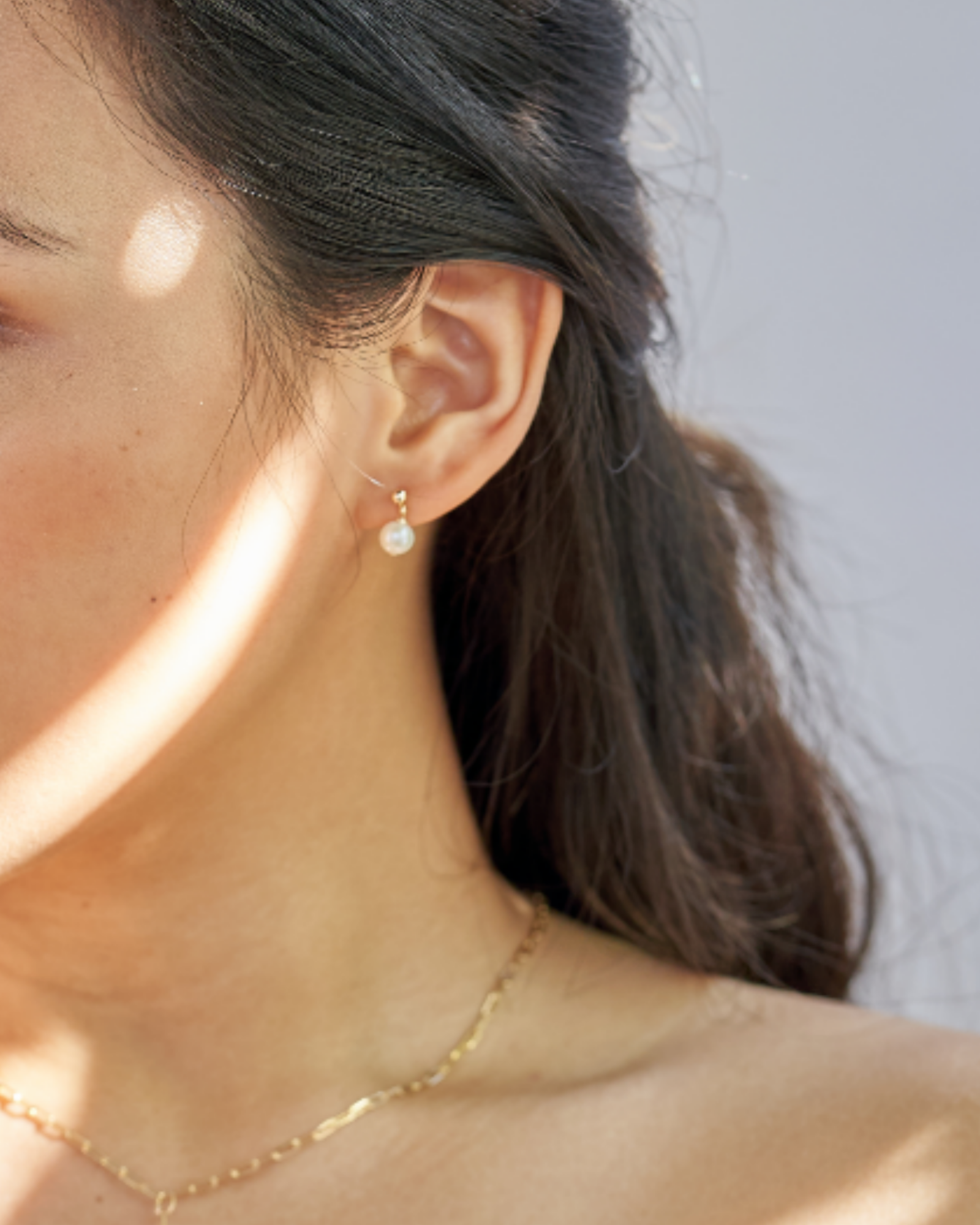 Simple Pearl Stud Earrings ERIJEWELRY