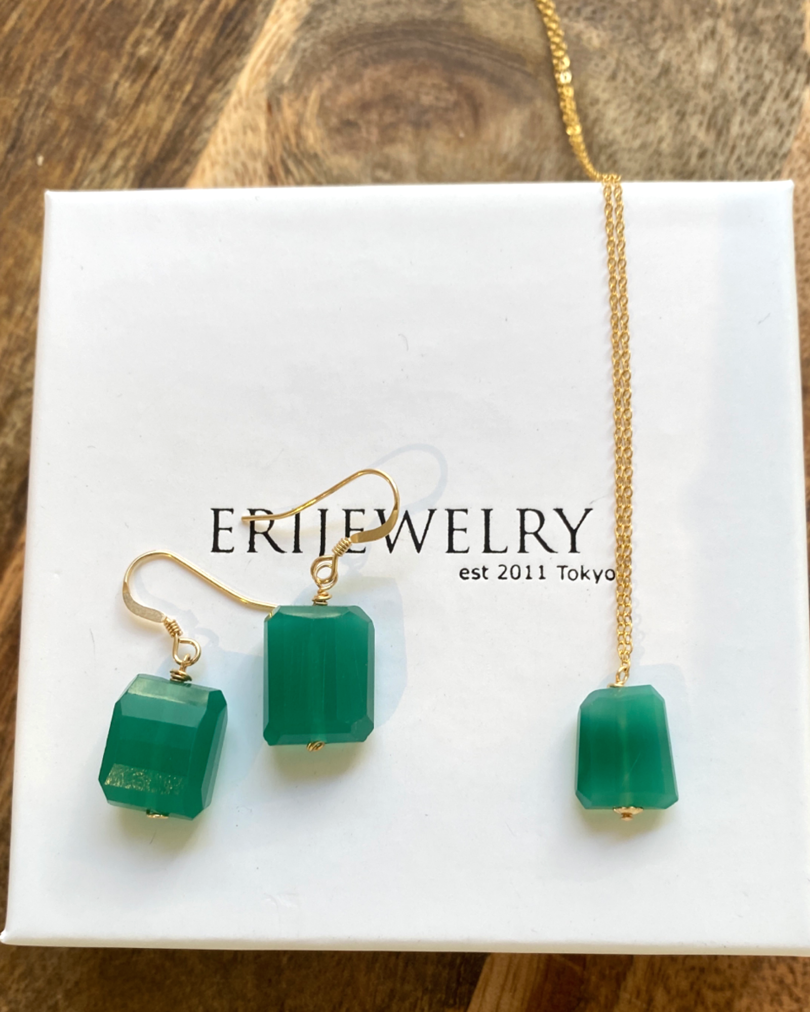 Green Onyx Fancy Earrings ERIJEWELRY