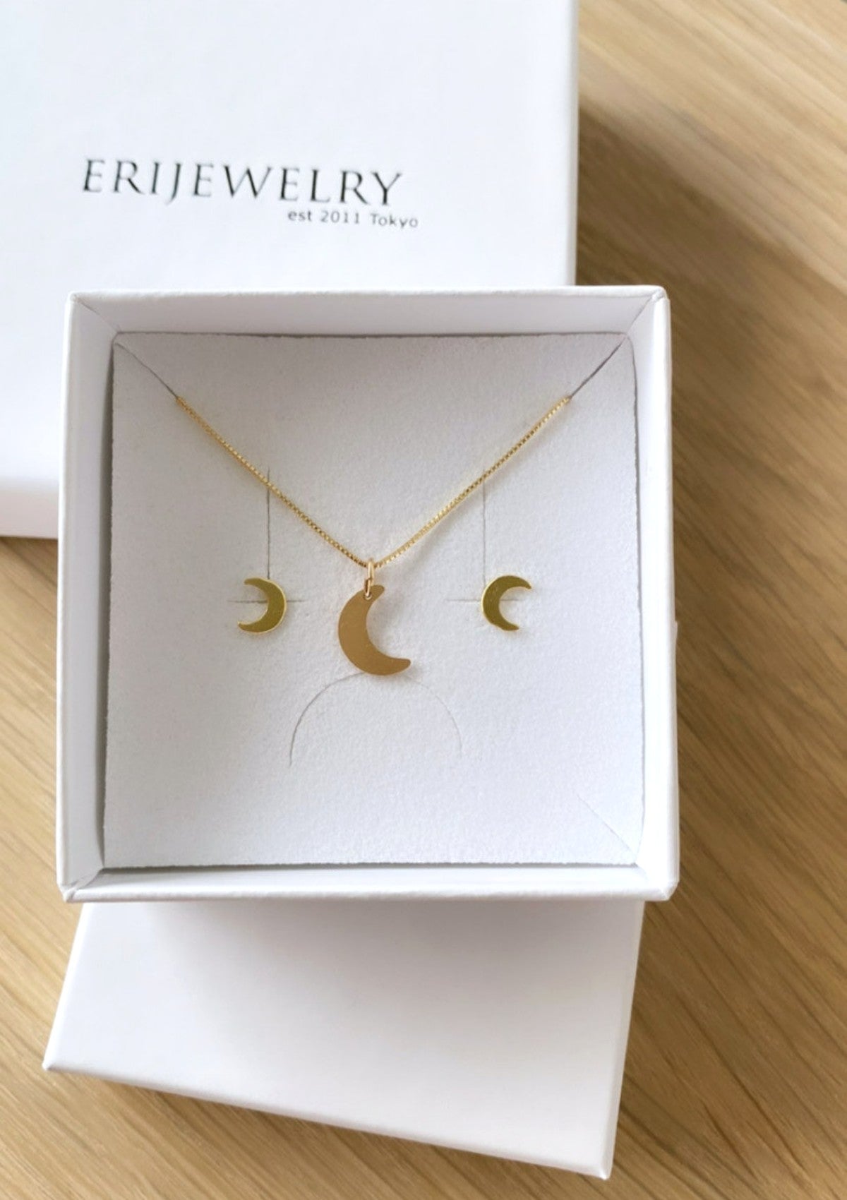 Crescent Necklace ERIJEWELRY