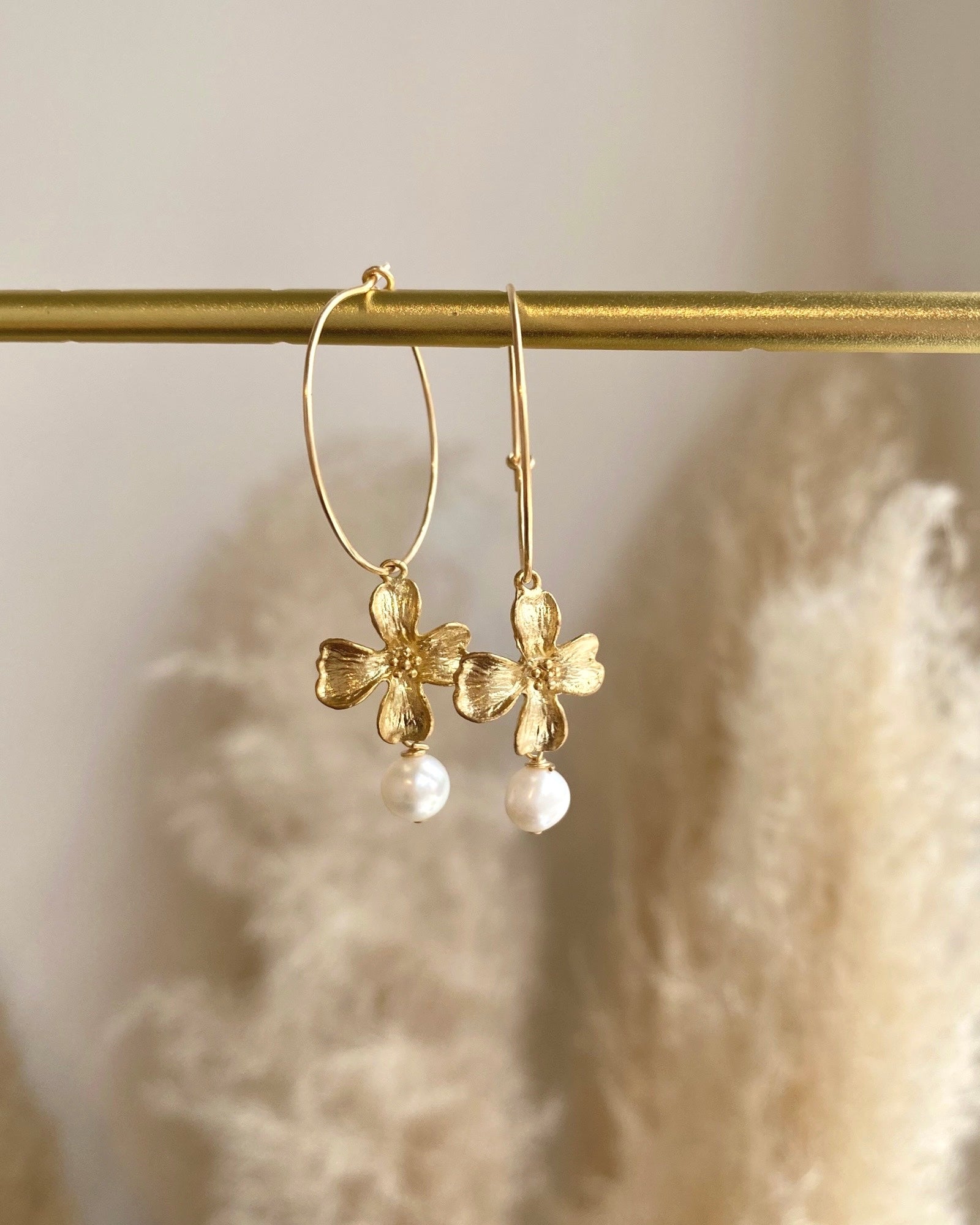 Hanabira Floral Hoop Earrings ERIJEWELRY