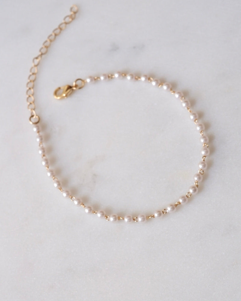 Petite Shell Pearl Bracelet