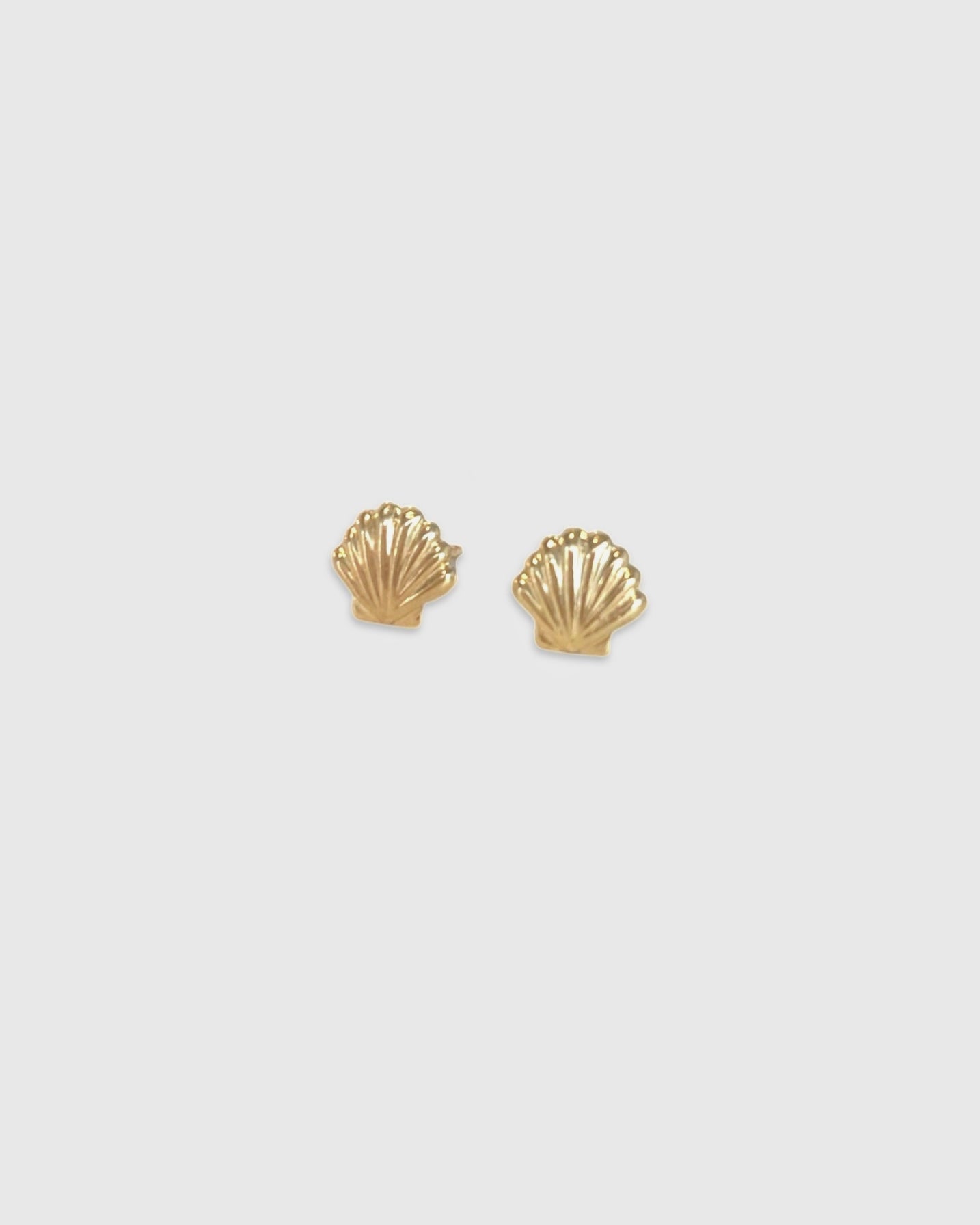 Shell Stud Earrings ERIJEWELRY