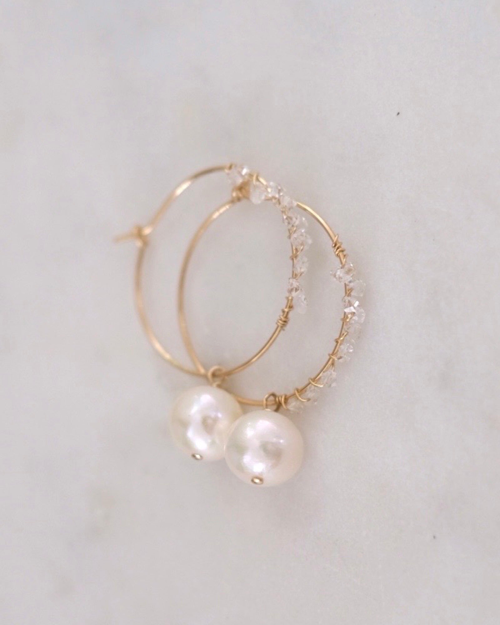 Elly Pearl Hoop Earrings ERIJEWELRY