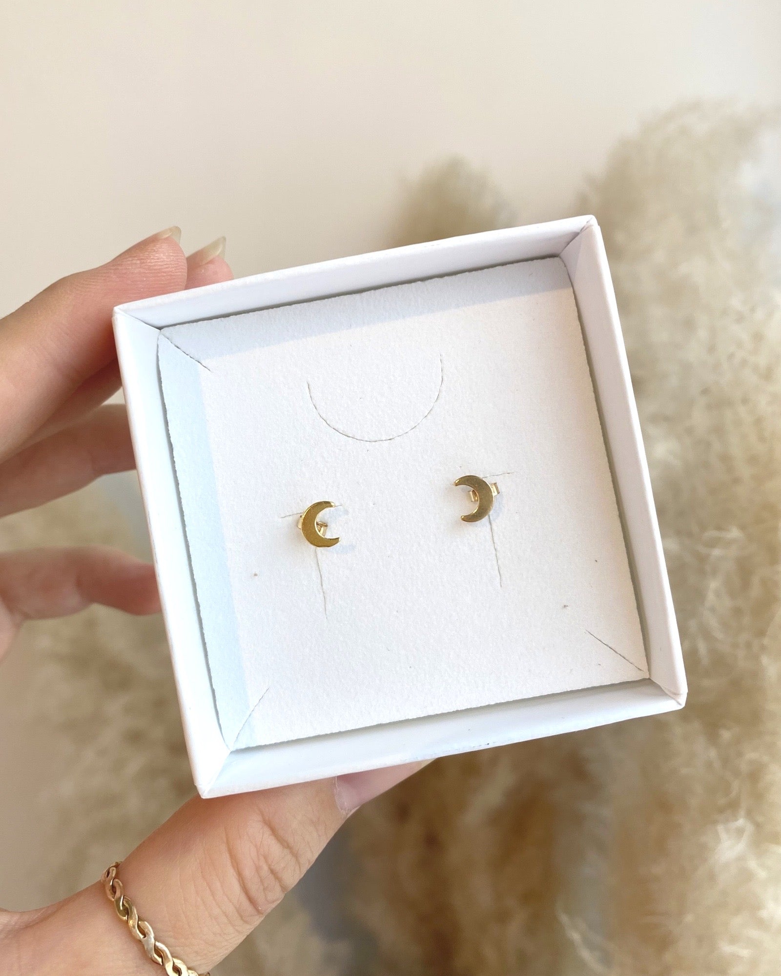 Crescent stud Earrings ERIJEWELRY