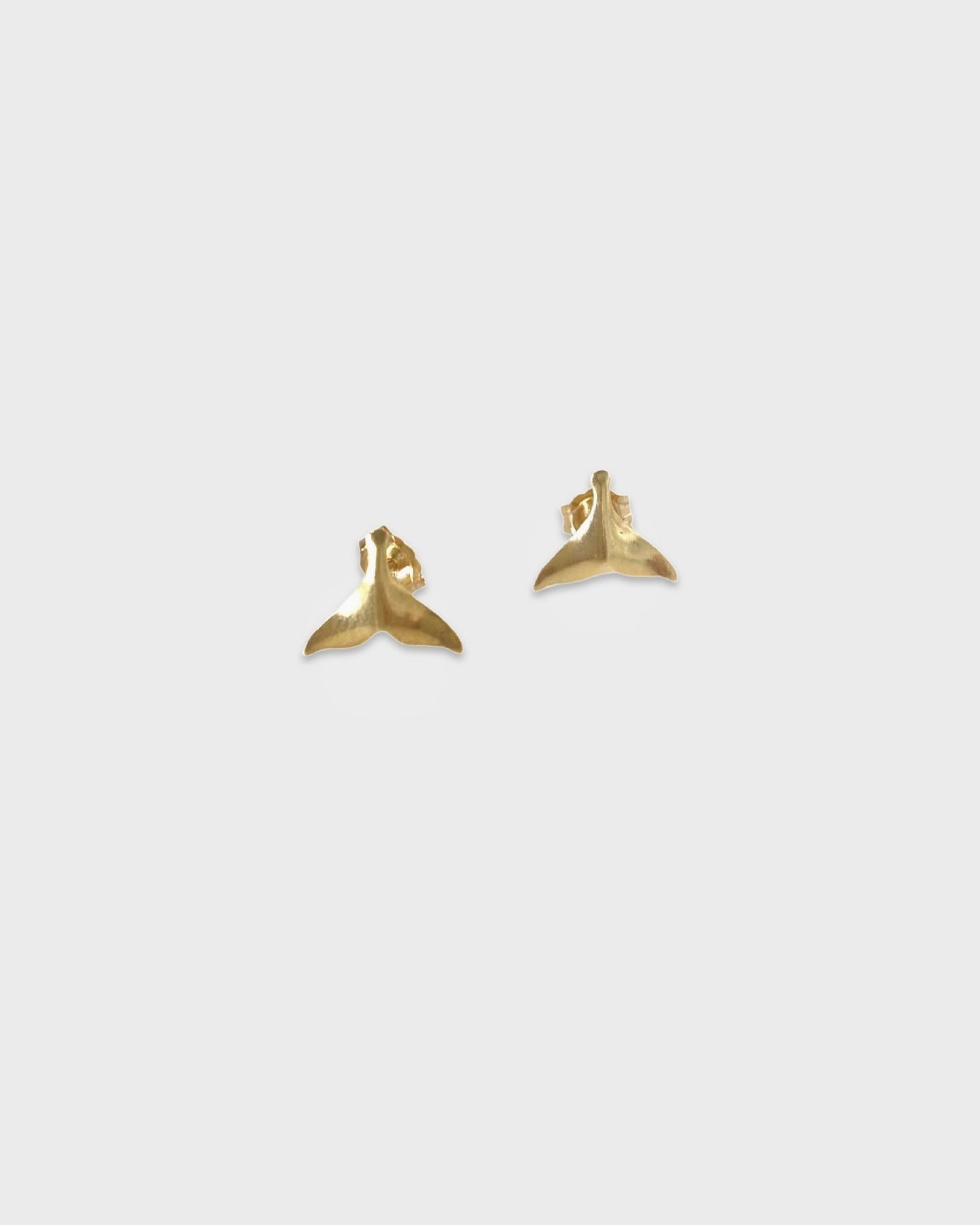Whale Tail Stud Earrings ERIJEWELRY