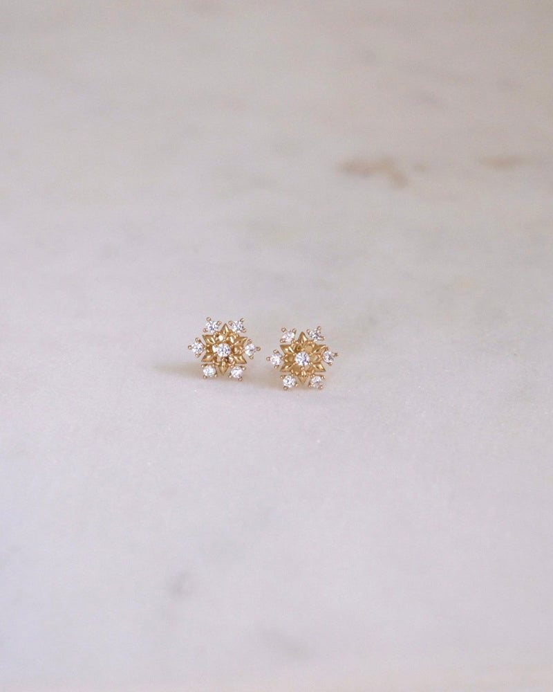 14K Solid Gold Snowflake Stud Earrings - ERIJEWELRY