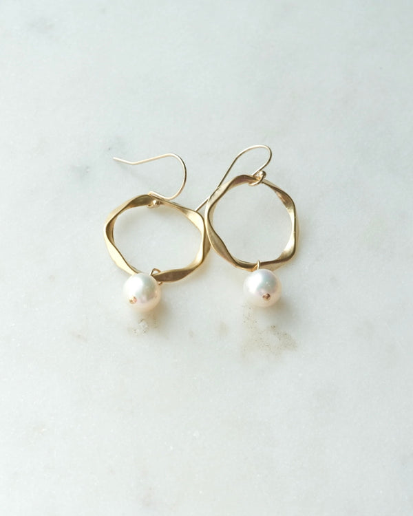 Pearl Round Earrings