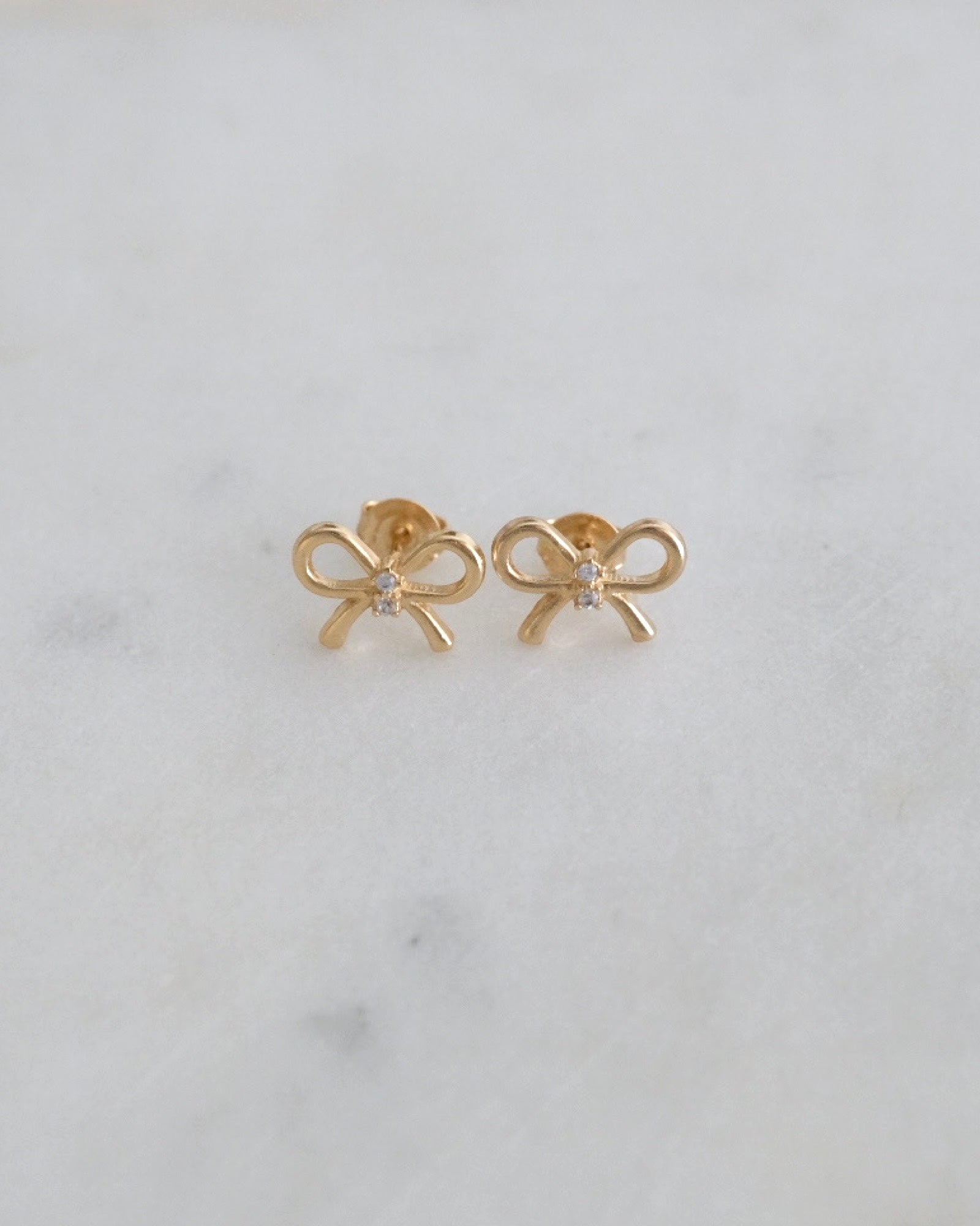 Bow tie studs