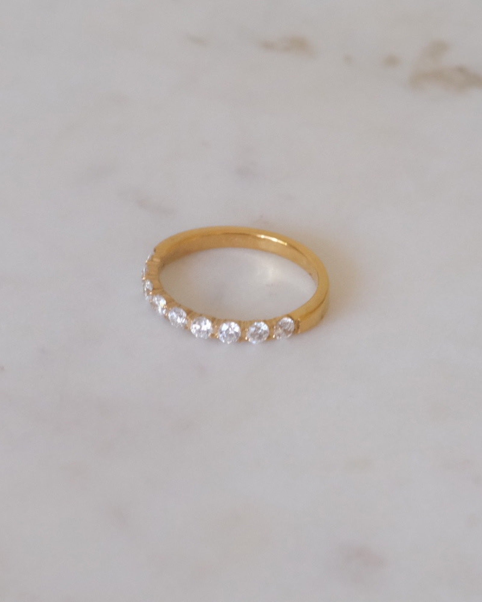 Kira ring