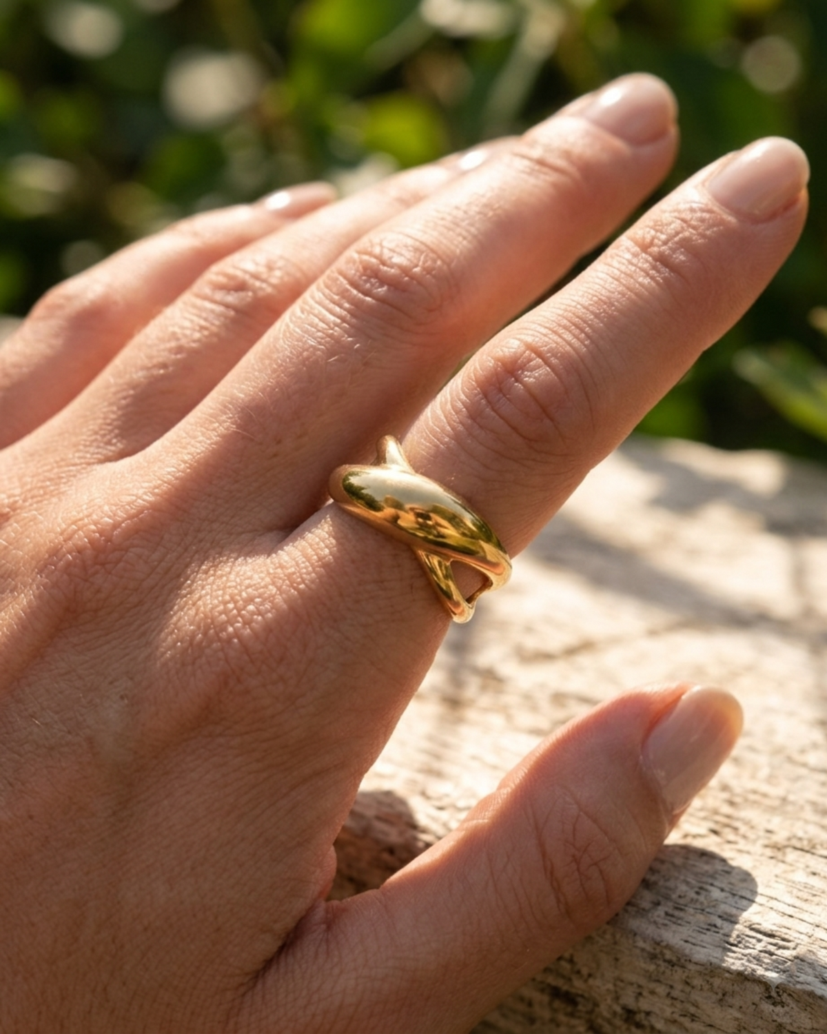 Cleo ring