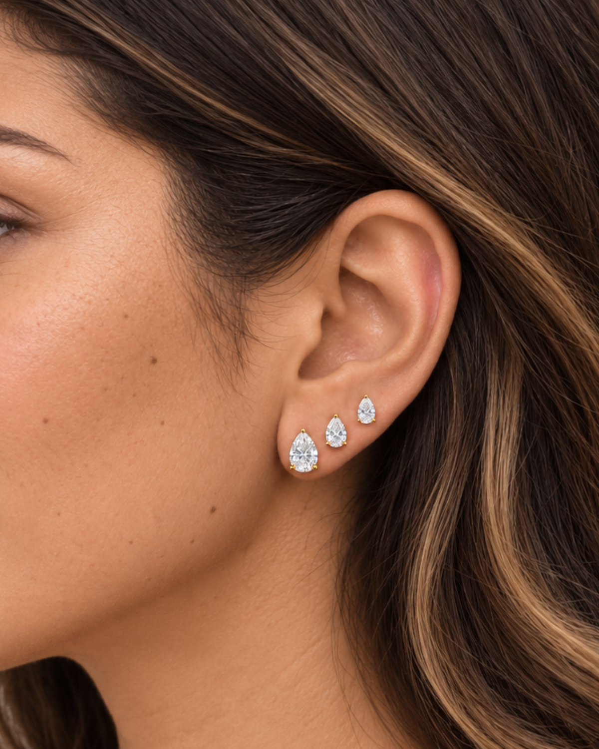 Drop stud earrings
