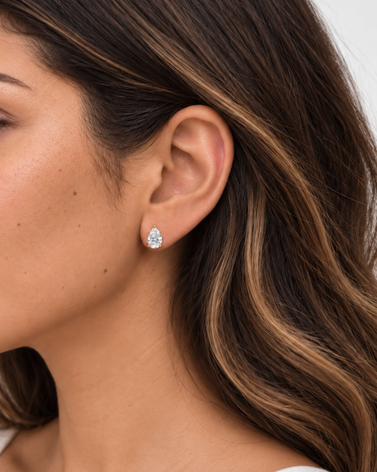 Drop stud earrings