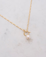 Pearl lock necklace
