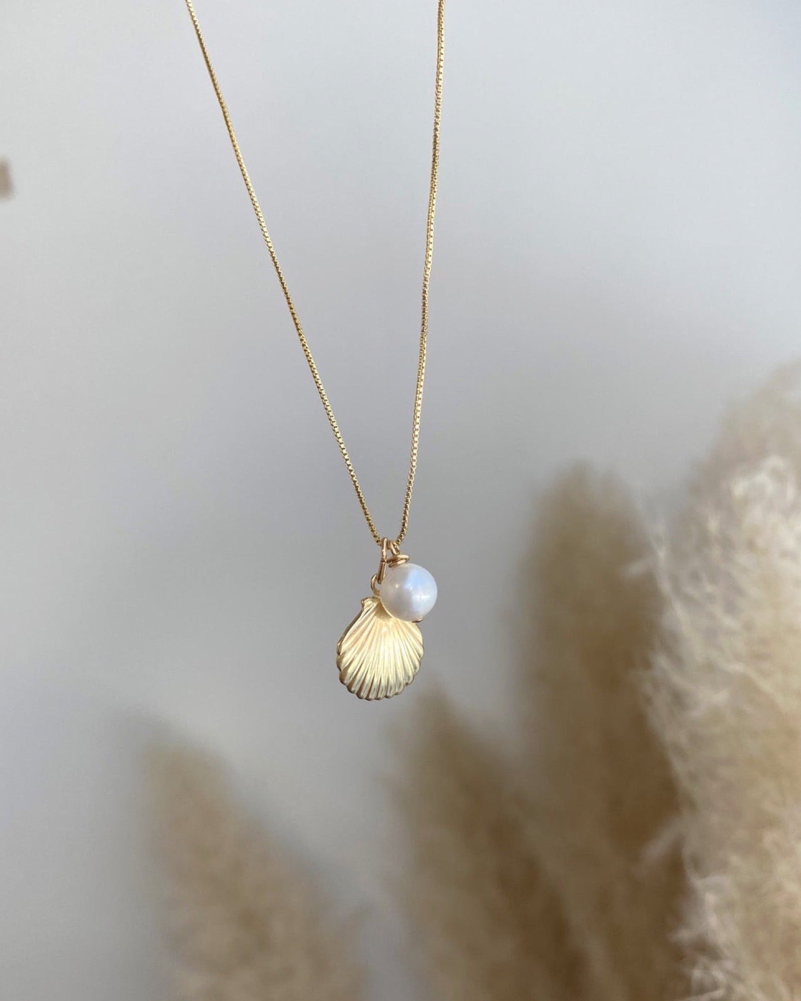 Pearl Shell Necklace ERIJEWELRY